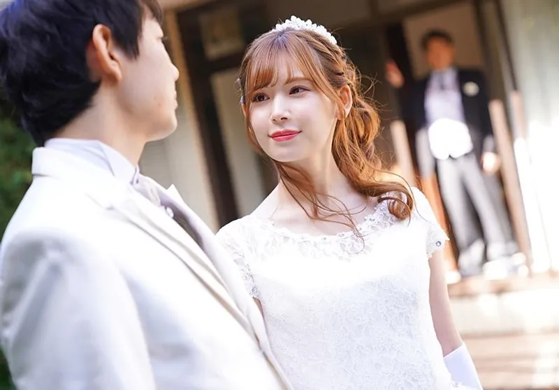 Bố người chồng địt người yêu của con trai ngay sau lễ cưới của con trai